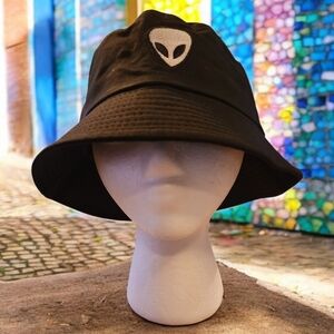 Alien Embroidered Bucket Hat Packable Fisherman Cap Outdoor Hat Trendy NIP